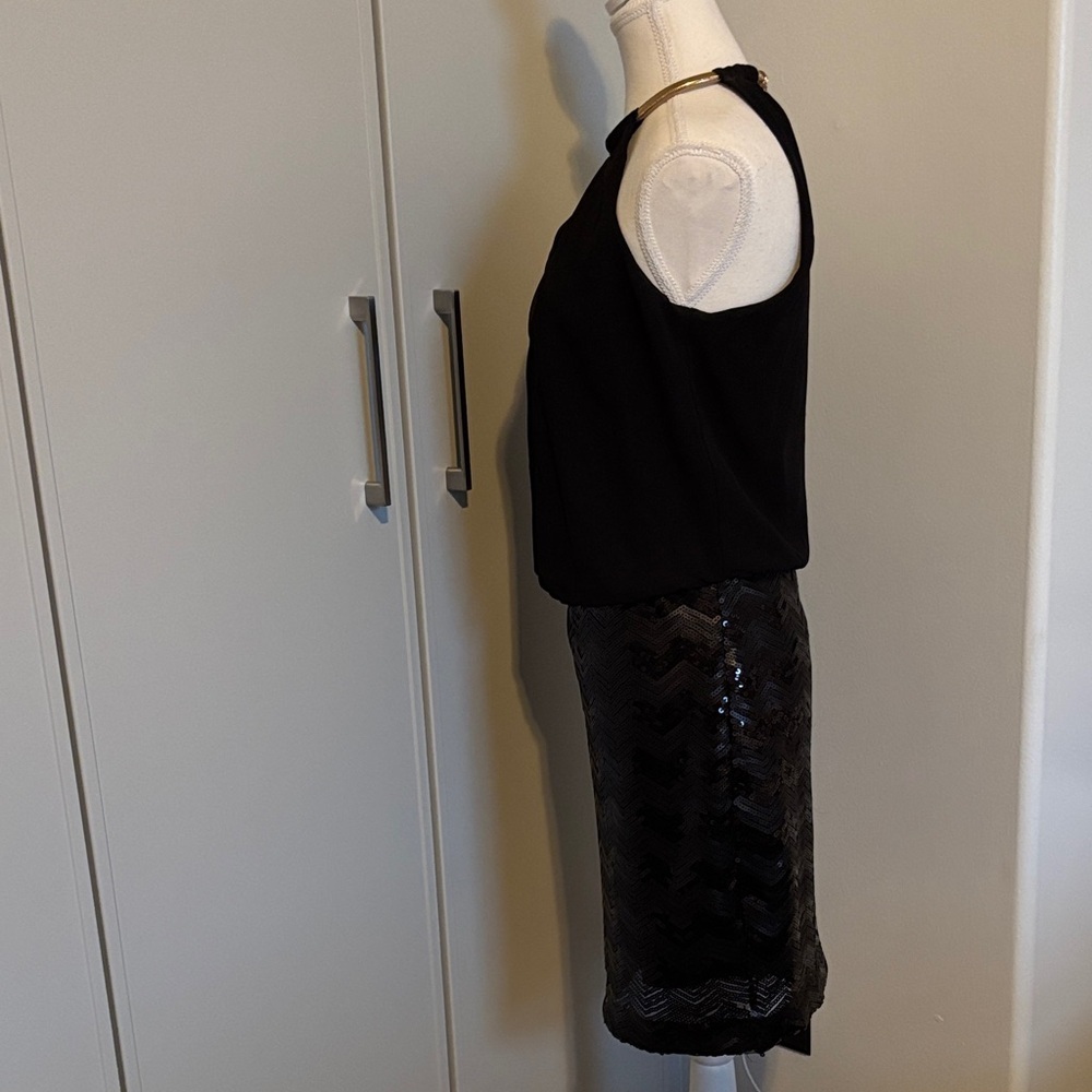 Guess Black Halter Dress with Chevron Skirt Y2K - Picture 7 of 11